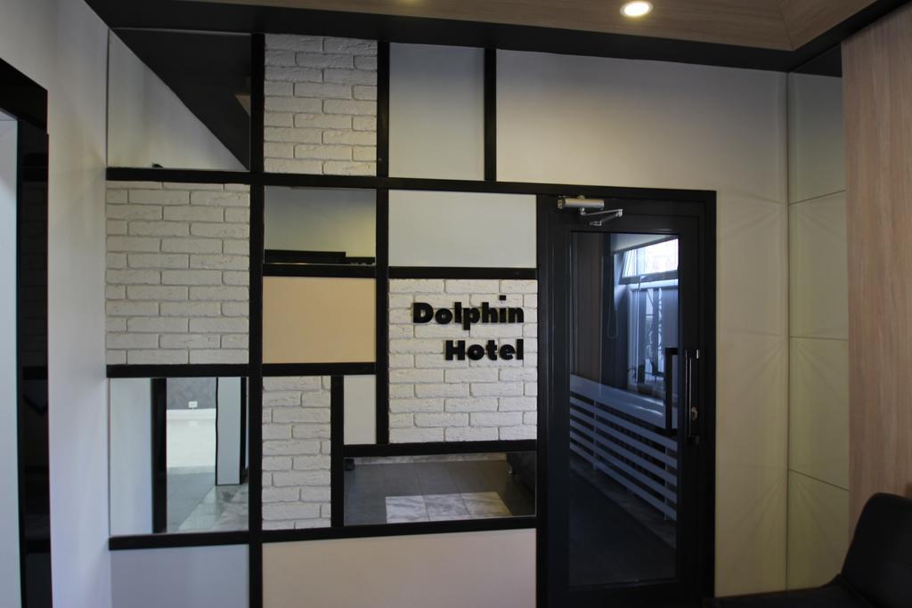Delphin Guest House ビシュケク エクステリア 写真